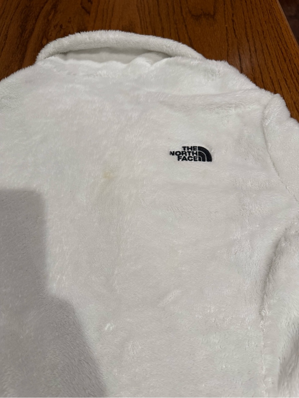 The North Face Cream Plush Fleece Jacket with Black Logo - Picture 7 of 7